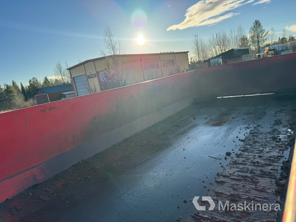 Camión multibasculante Lastväxlare Scania R144 6X2 med tre flak