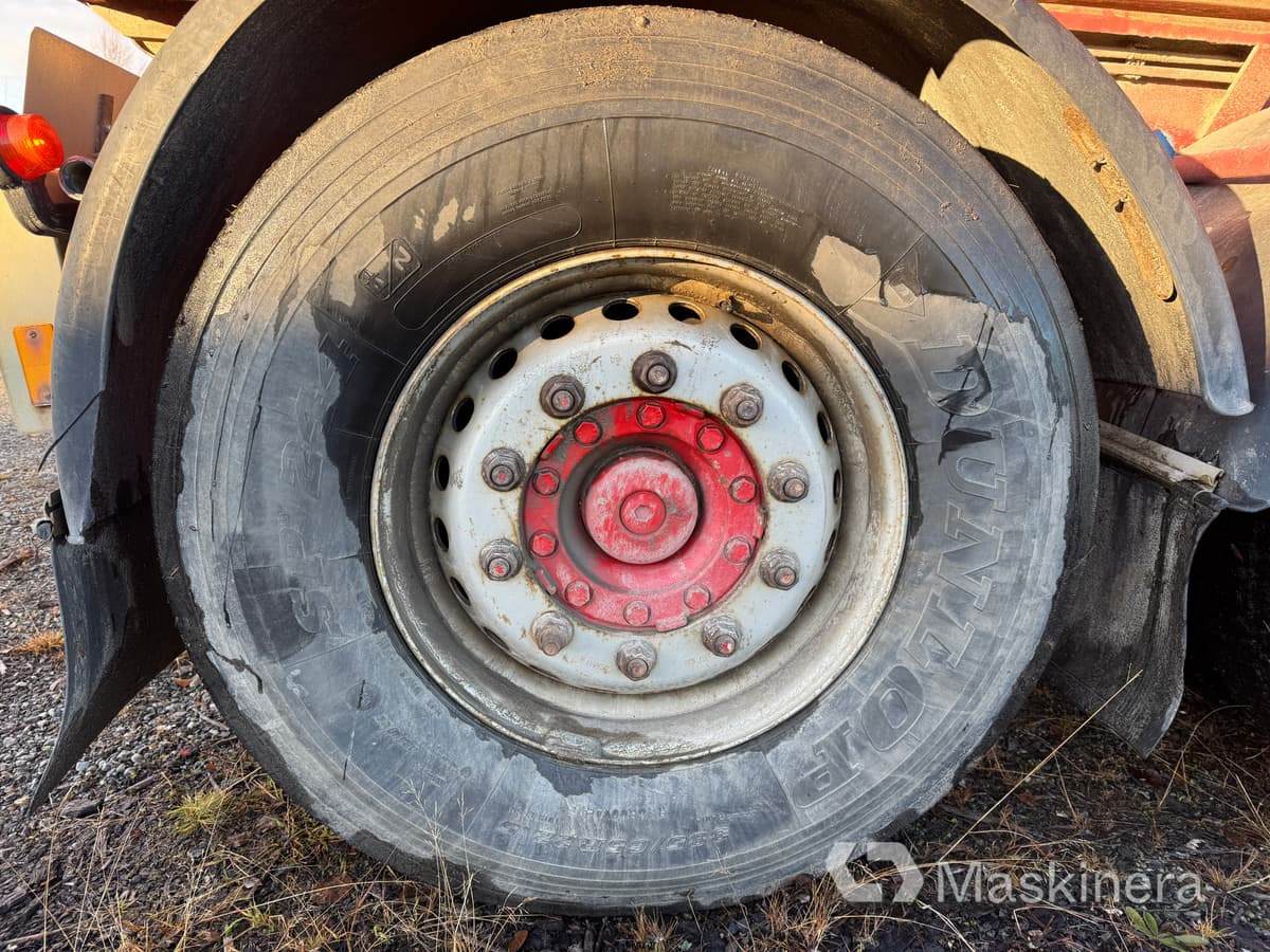 Camión multibasculante Lastväxlare Scania R144 6X2 med tre flak