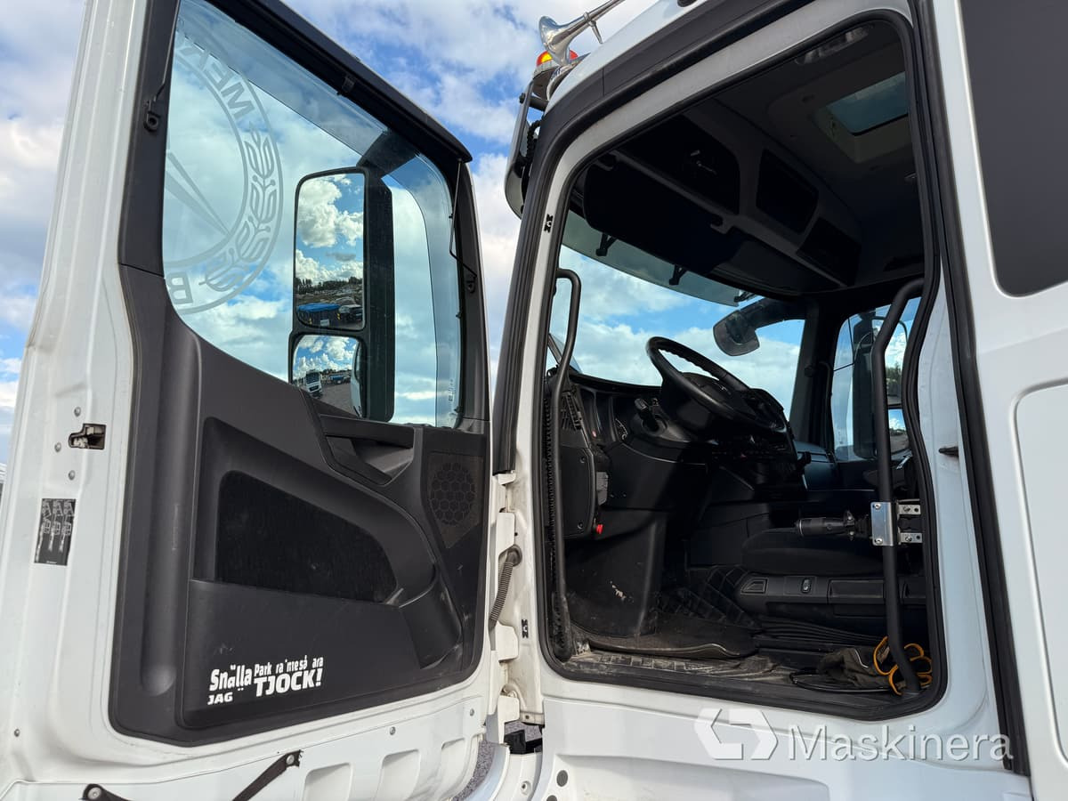 Camión multibasculante Lastväxlare Mercedes Arocs 2551