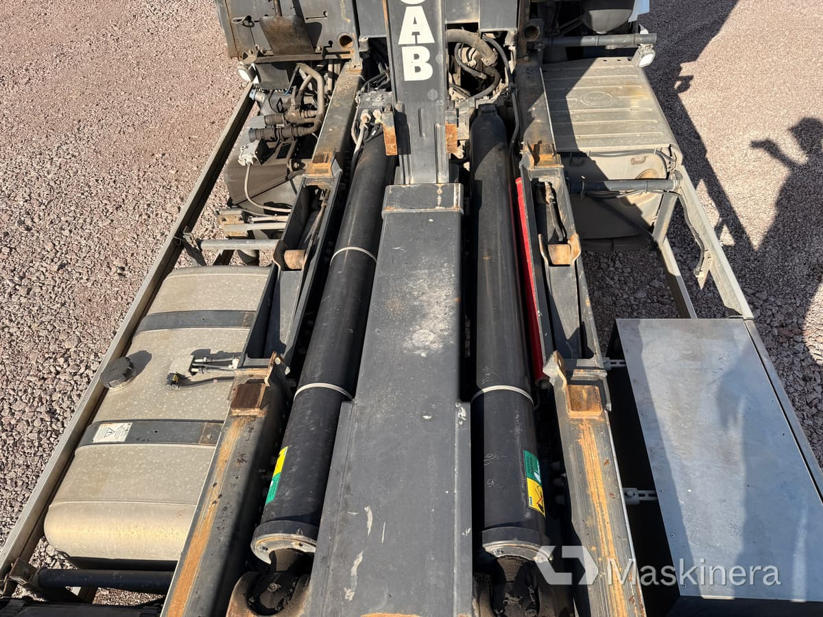 Camión multibasculante Lastväxlare Mercedes Arocs 2551