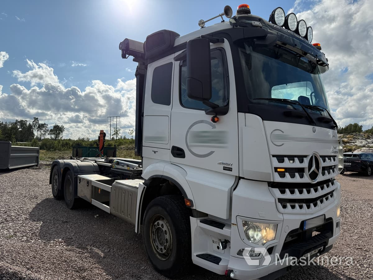 Camión multibasculante Lastväxlare Mercedes Arocs 2551