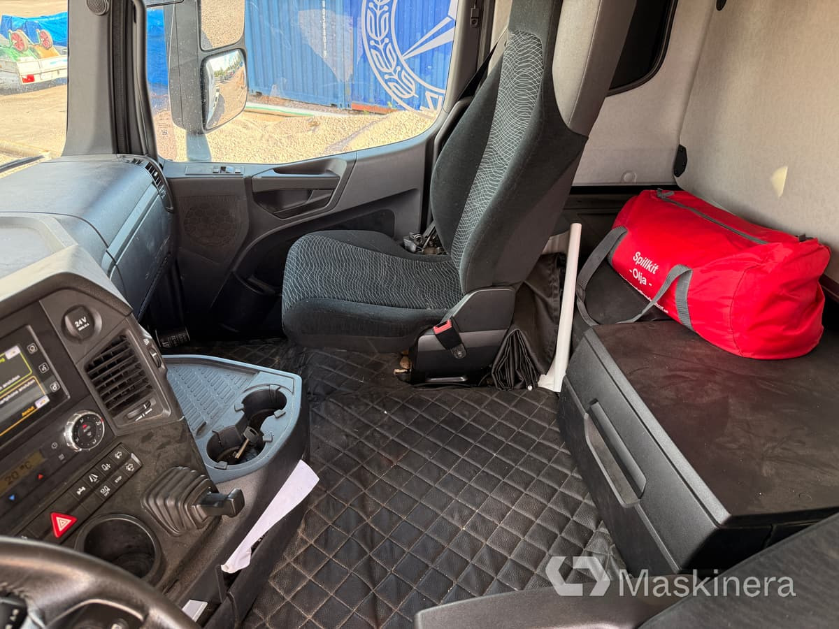 Camión multibasculante Lastväxlare Mercedes Arocs 2551