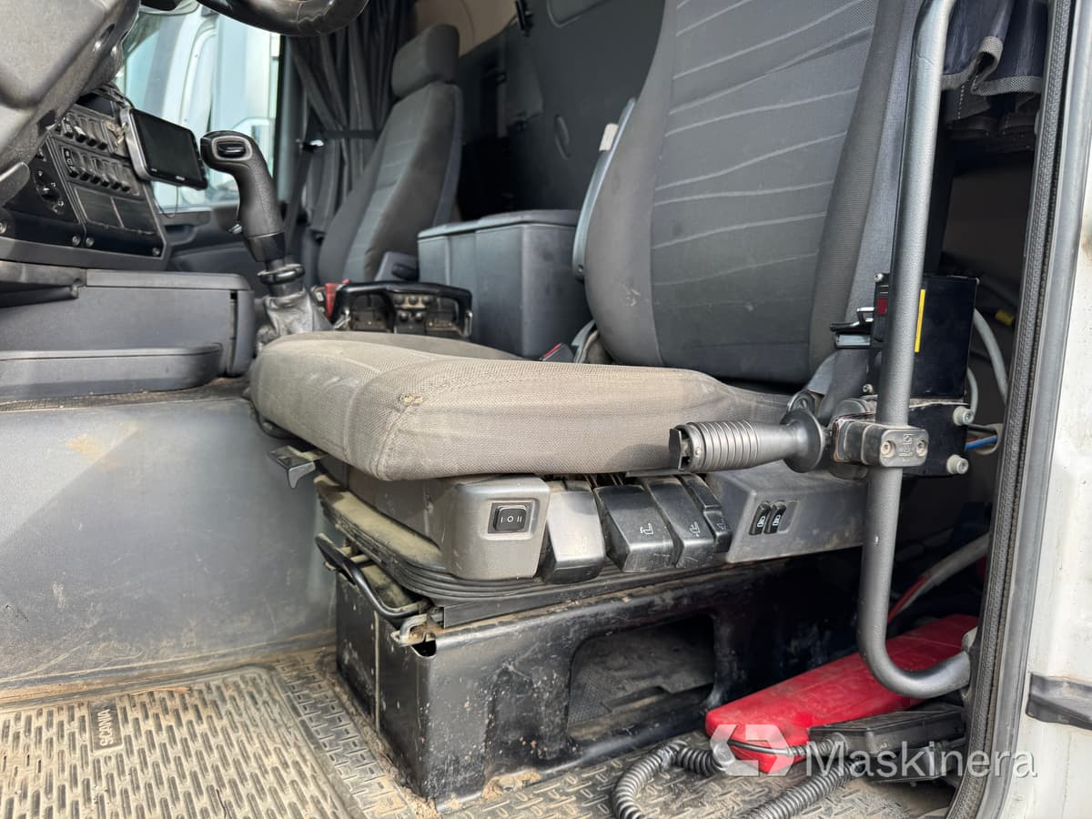 Camión multibasculante Lastväxlare Scania G400LB8X4*4HNA med HIAB kran