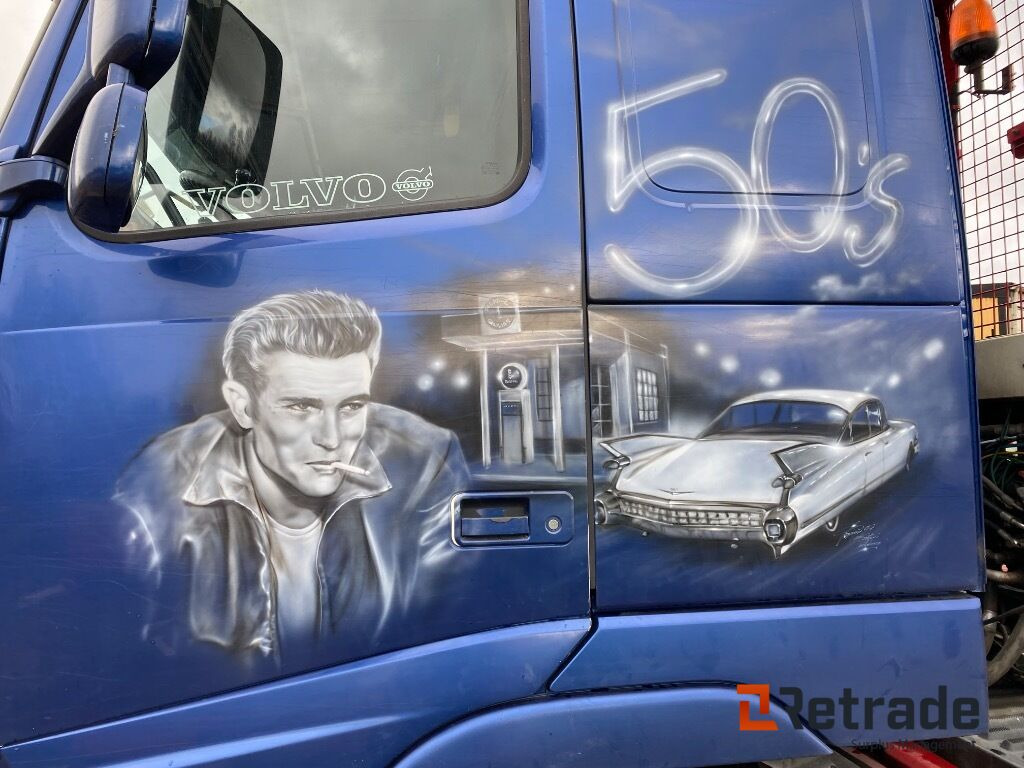 Camión multibasculante Lastväxlare Tridem Volvo  FH 480-37 8 x4