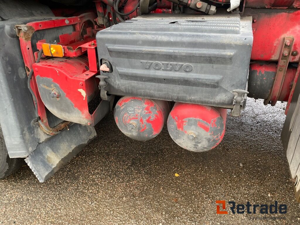 Camión multibasculante Lastväxlare Tridem Volvo  FH 480-37 8 x4