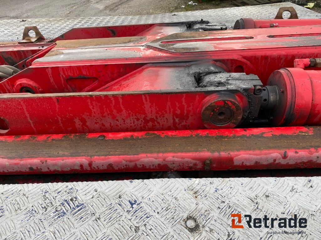 Camión multibasculante Lastväxlare Tridem Volvo  FH 480-37 8 x4