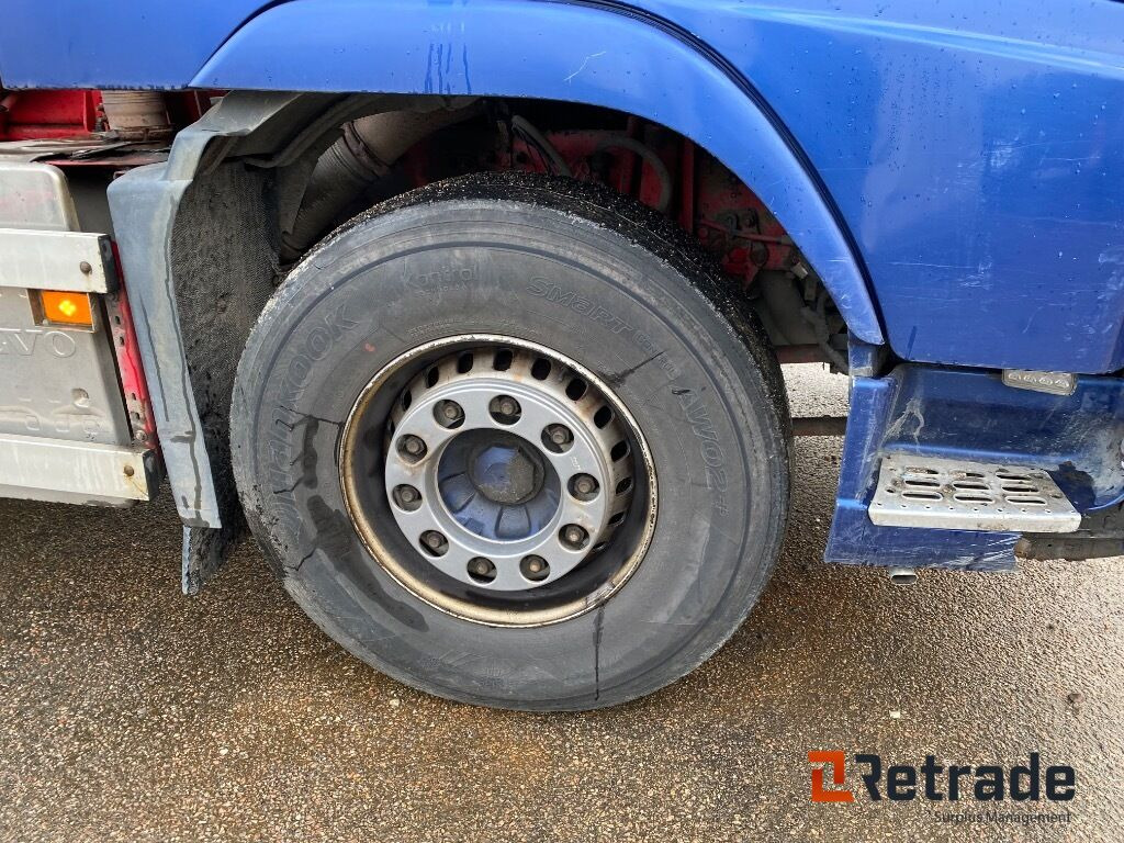 Camión multibasculante Lastväxlare Tridem Volvo  FH 480-37 8 x4