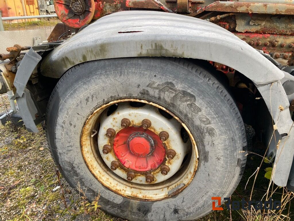 Camión multibasculante Lastväxlare Tridem Volvo  FH 480-37 Reservdelsbil