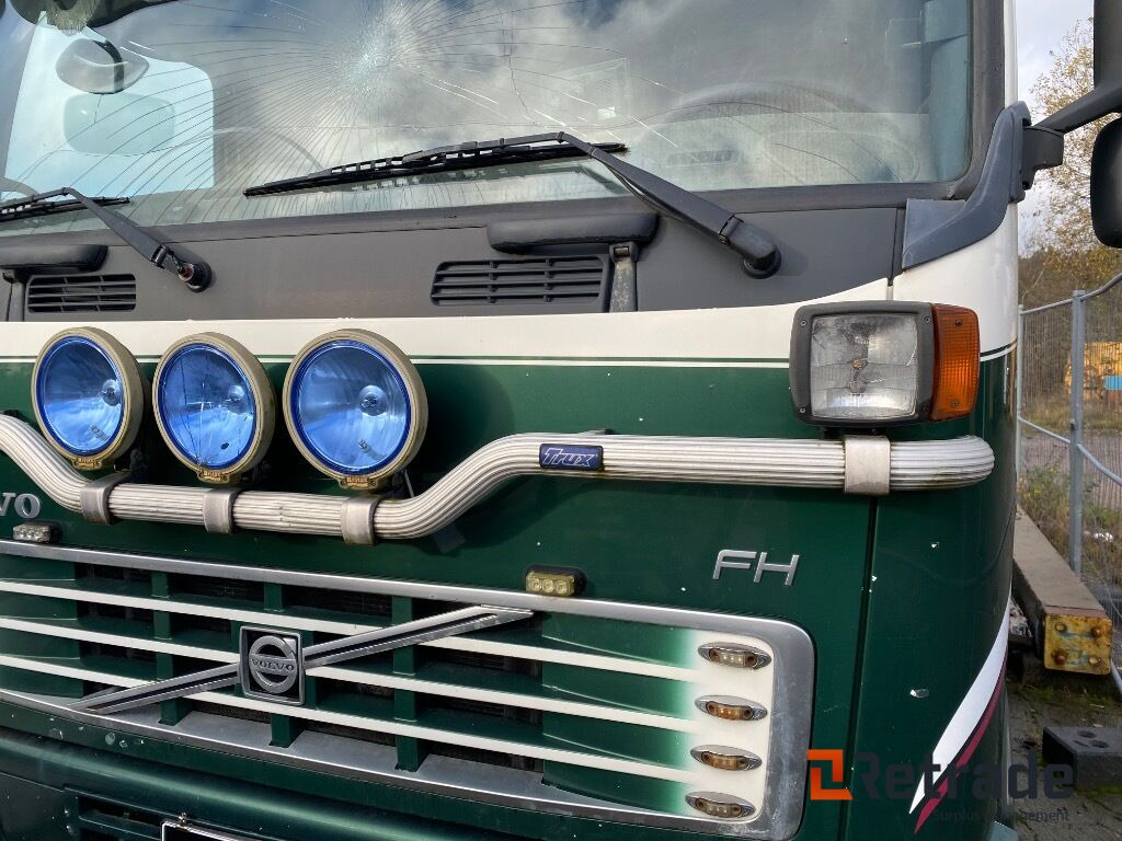 Camión multibasculante Lastväxlare Tridem Volvo  FH 480-37 Reservdelsbil