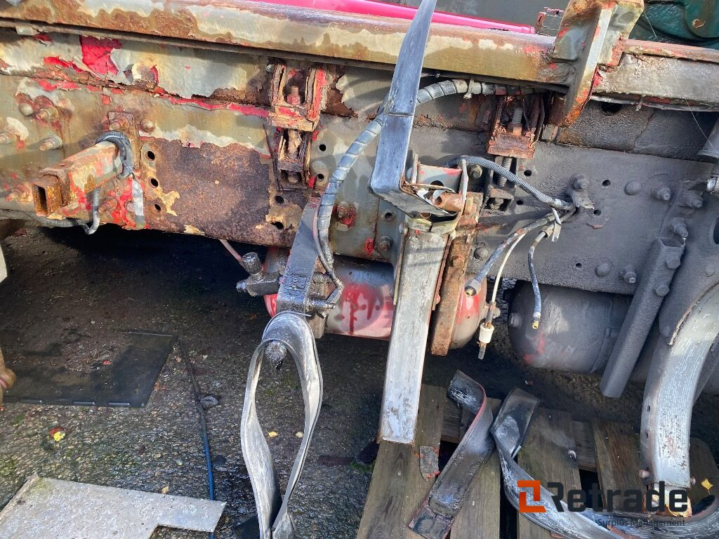 Camión multibasculante Lastväxlare Tridem Volvo  FH 480-37 Reservdelsbil