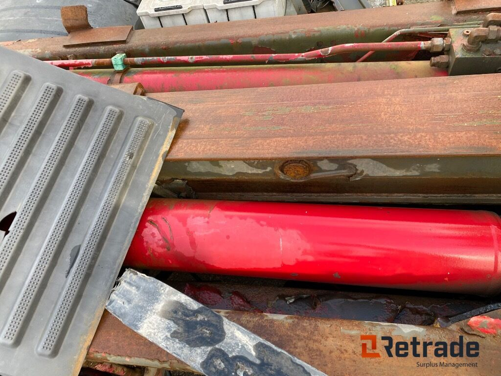 Camión multibasculante Lastväxlare Tridem Volvo  FH 480-37 Reservdelsbil