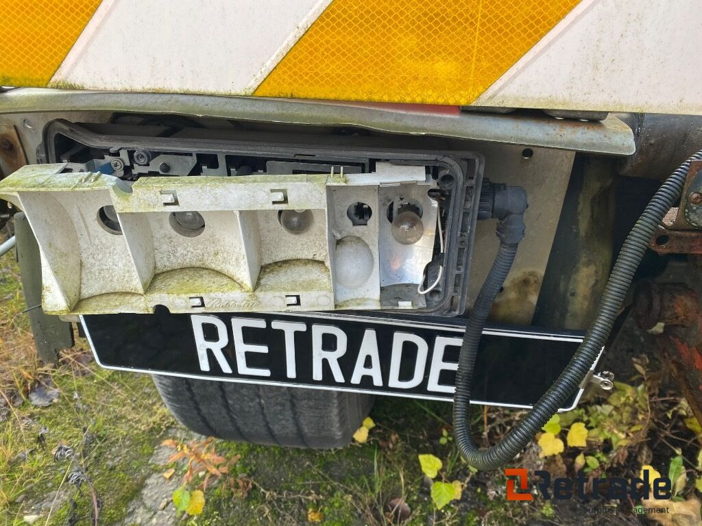 Camión multibasculante Lastväxlare Tridem Volvo  FH 480-37 Reservdelsbil