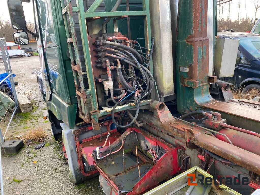 Camión multibasculante Lastväxlare Tridem Volvo  FH 480-37 Reservdelsbil