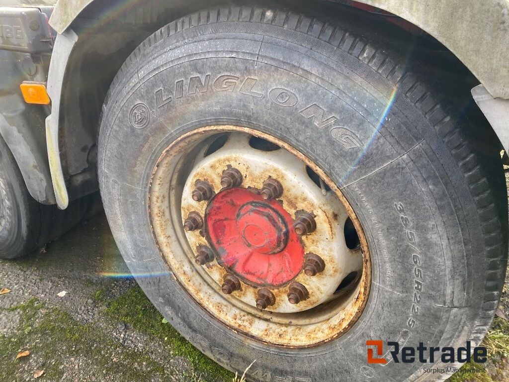 Camión multibasculante Lastväxlare Tridem Volvo  FH 480-37 Reservdelsbil