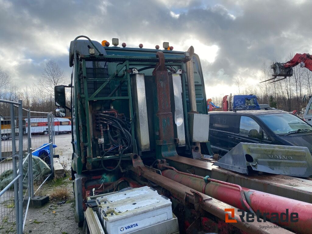 Camión multibasculante Lastväxlare Tridem Volvo  FH 480-37 Reservdelsbil