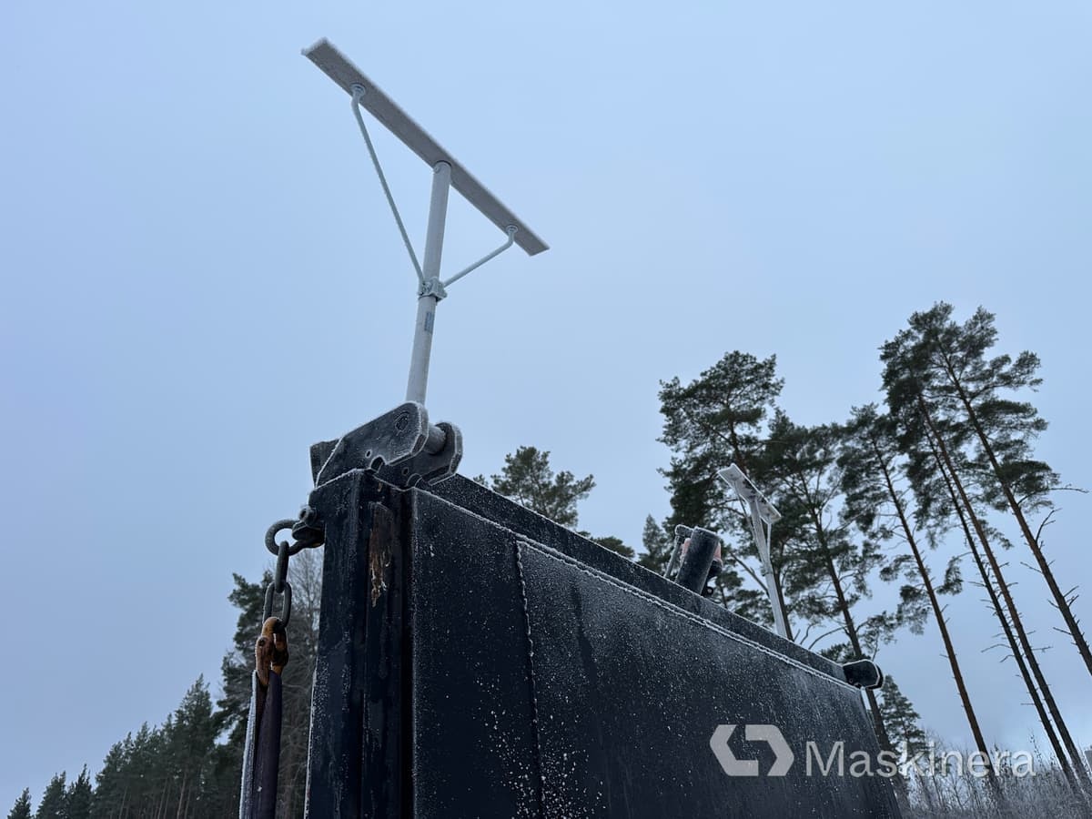 Camión multibasculante Lastväxlare Volvo FH med sprider & flak