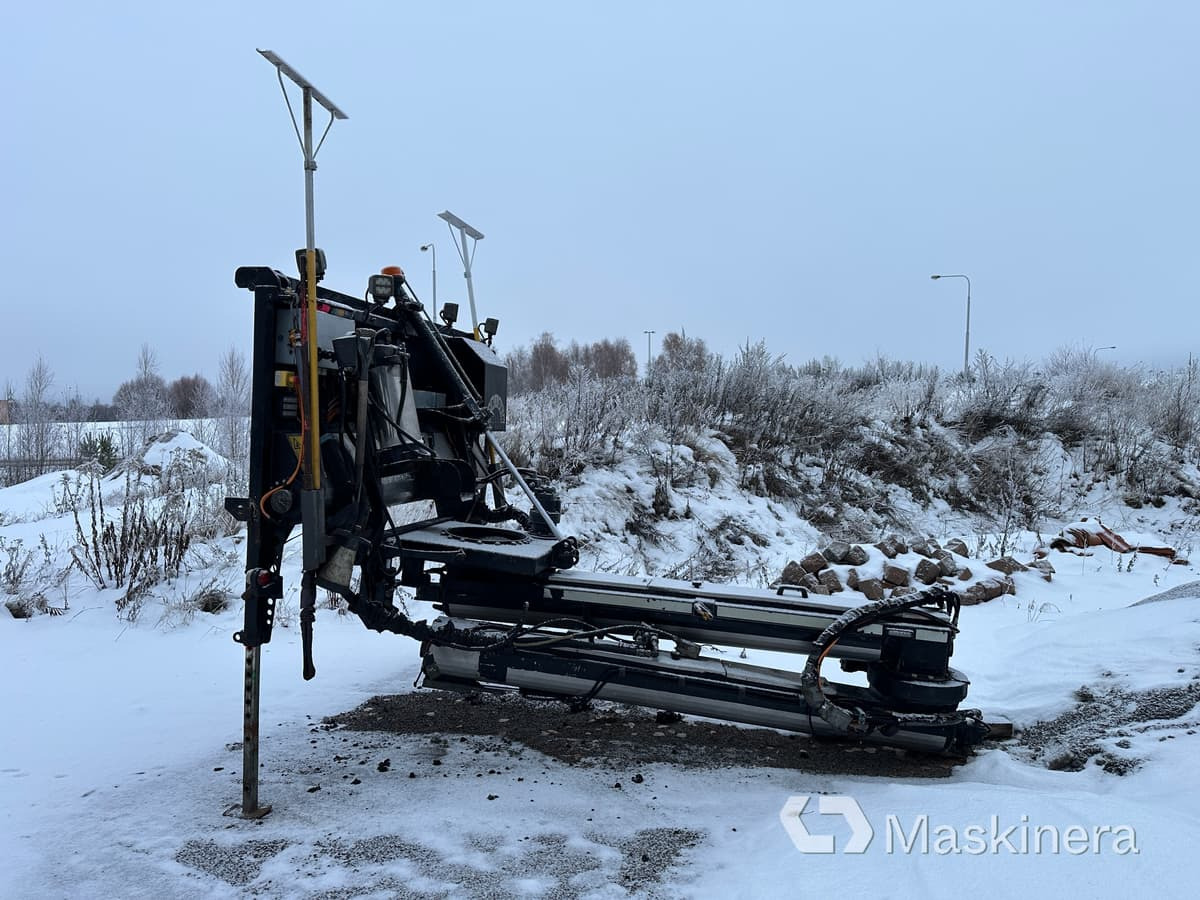 Camión multibasculante Lastväxlare Volvo FH med sprider & flak