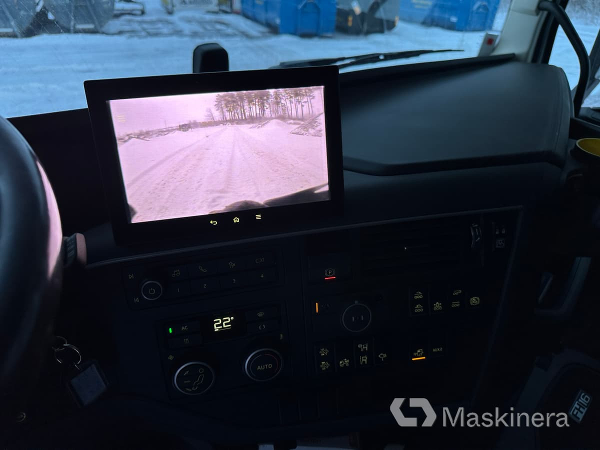 Camión multibasculante Lastväxlare Volvo FH med sprider & flak