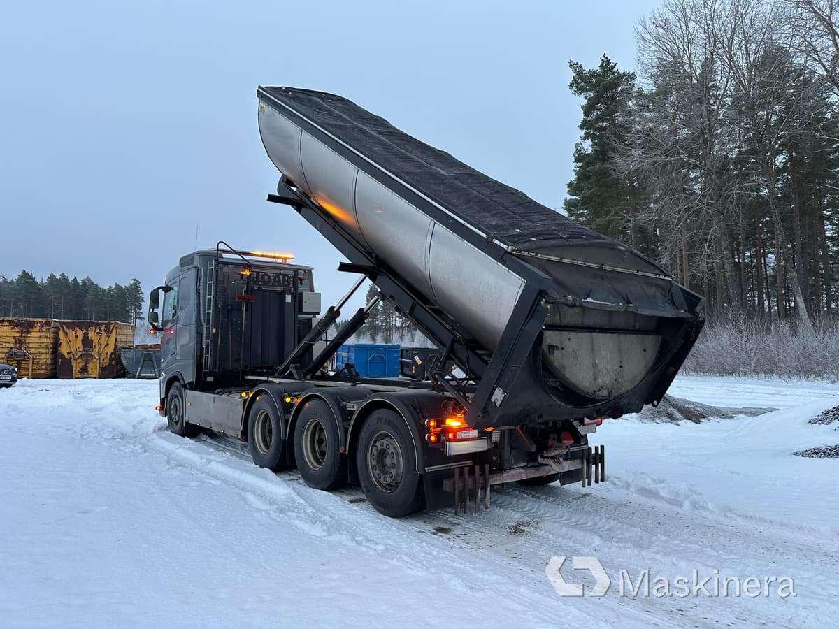 Camión multibasculante Lastväxlare Volvo FH med sprider & flak