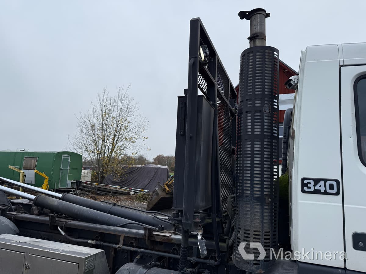 Camión multibasculante Lastväxlare Volvo FM12 6X2