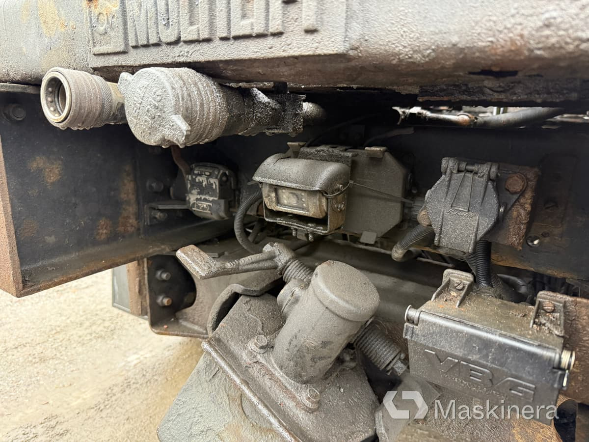 Camión multibasculante Lastväxlare Volvo FM12 6X2