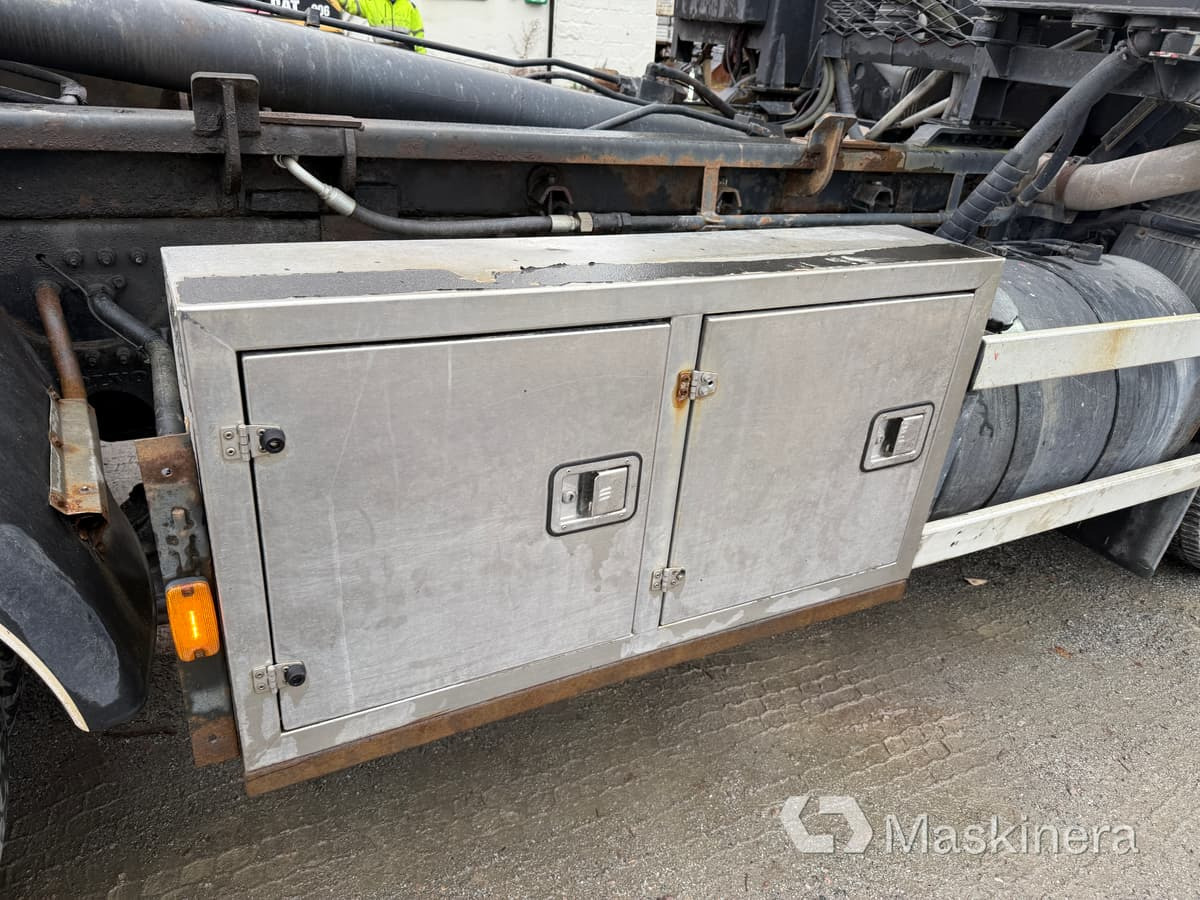 Camión multibasculante Lastväxlare Volvo FM12 6X2