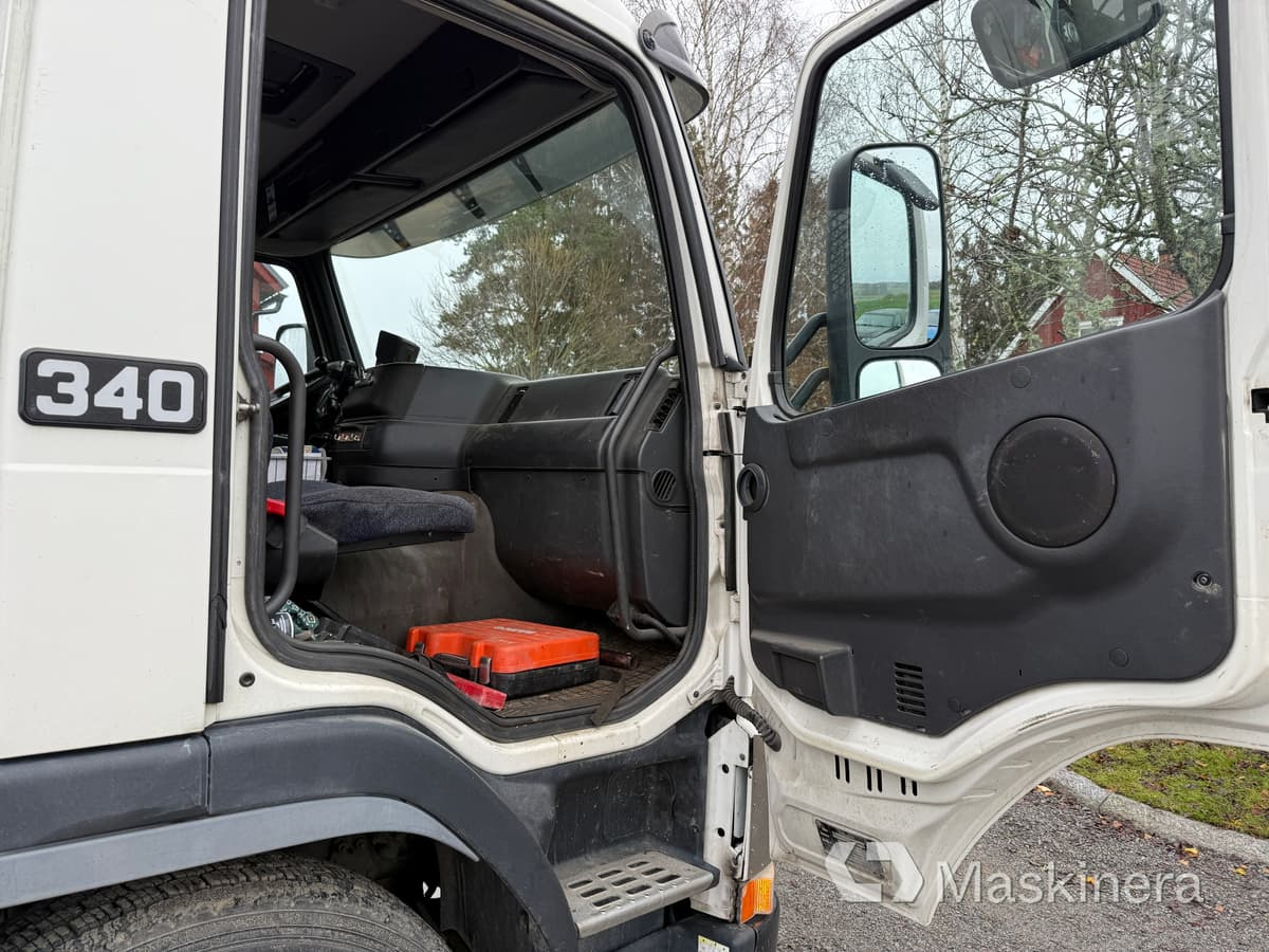 Camión multibasculante Lastväxlare Volvo FM12 6X2