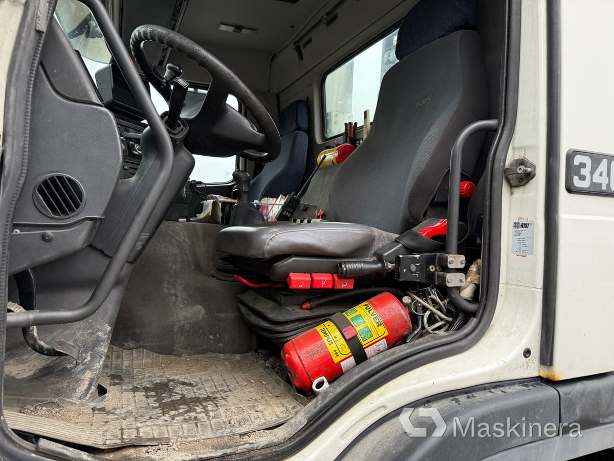 Camión multibasculante Lastväxlare Volvo FM12 6X2