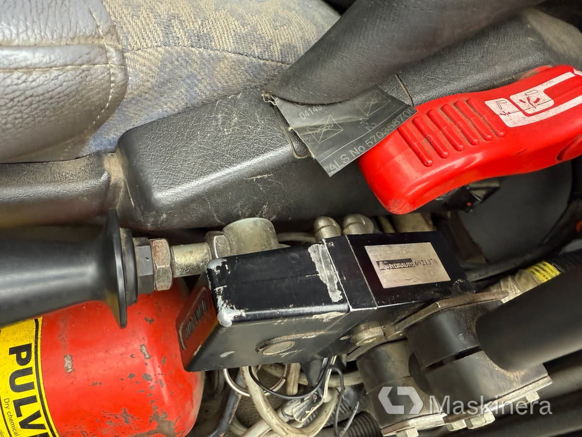 Camión multibasculante Lastväxlare Volvo FM12 6X2