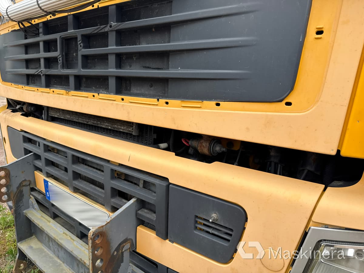 Camión multibasculante Lastväxlare Volvo FM9 6*2 (Rep.objekt)