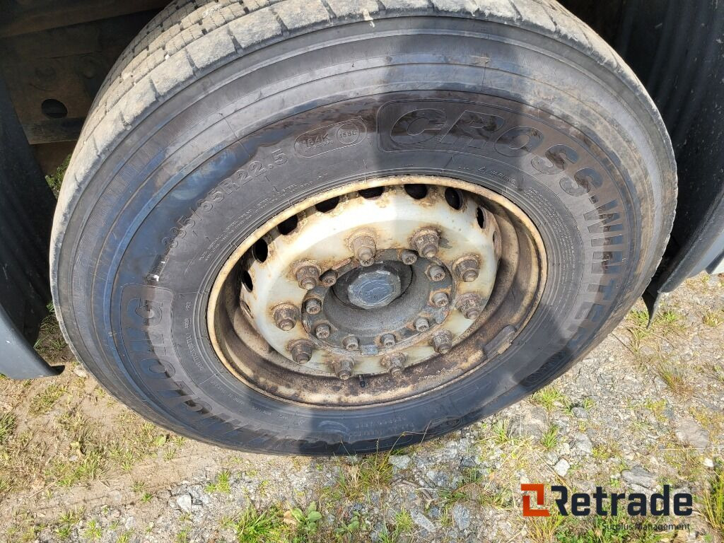 Camión multibasculante Lastväxlare tridem SCANIA R480