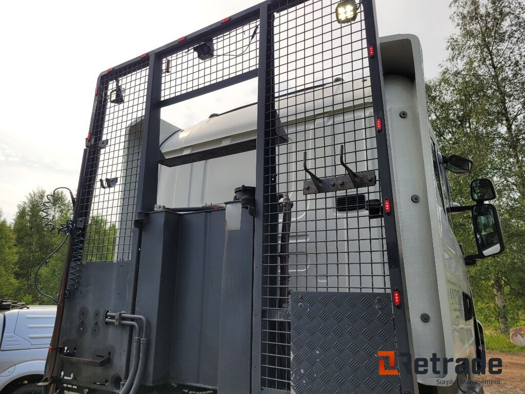 Camión multibasculante Lastväxlare tridem SCANIA R480