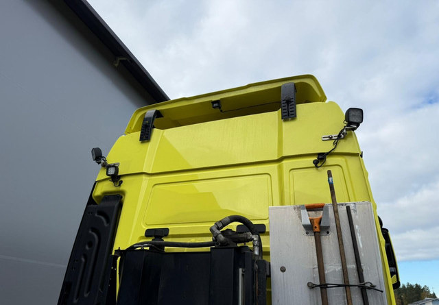 Camión multibasculante MANTGX 35.510 Varusteltu!