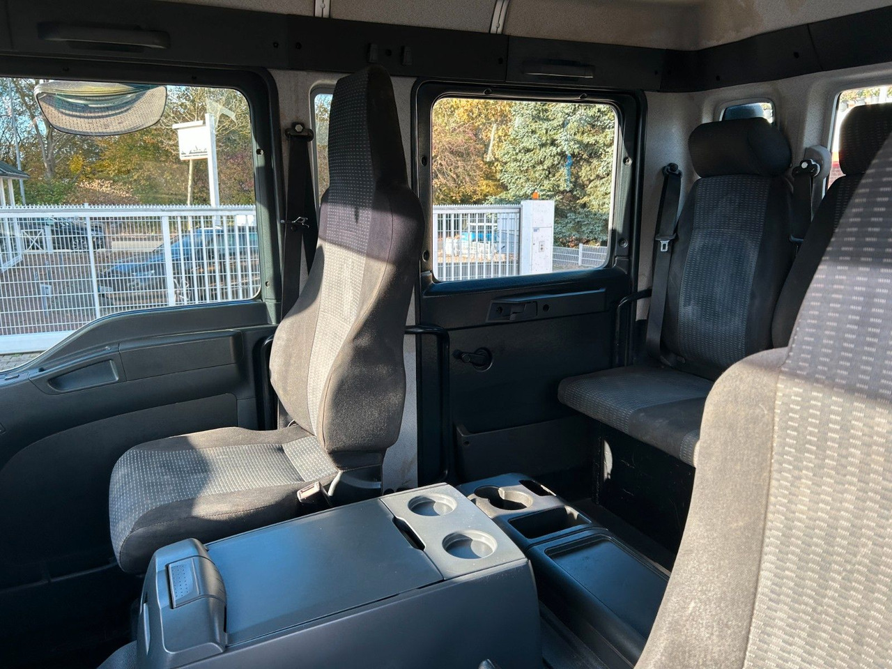 Camión multibasculante MAN 12.250 Doppelkabine Abroller