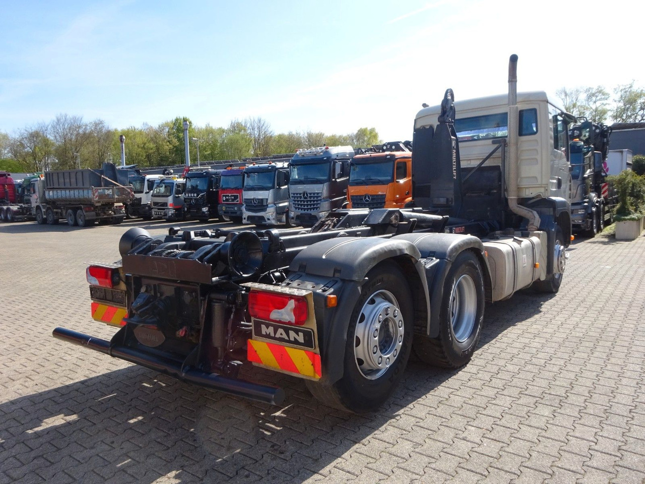 Camión multibasculante MAN 26.310 TGA Knickbarer Haken mit Lift+Lenkachse