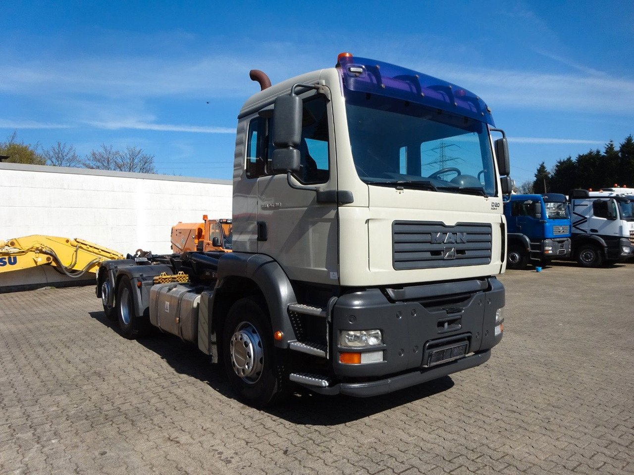 Camión multibasculante MAN 26.310 TGA Knickbarer Haken mit Lift+Lenkachse