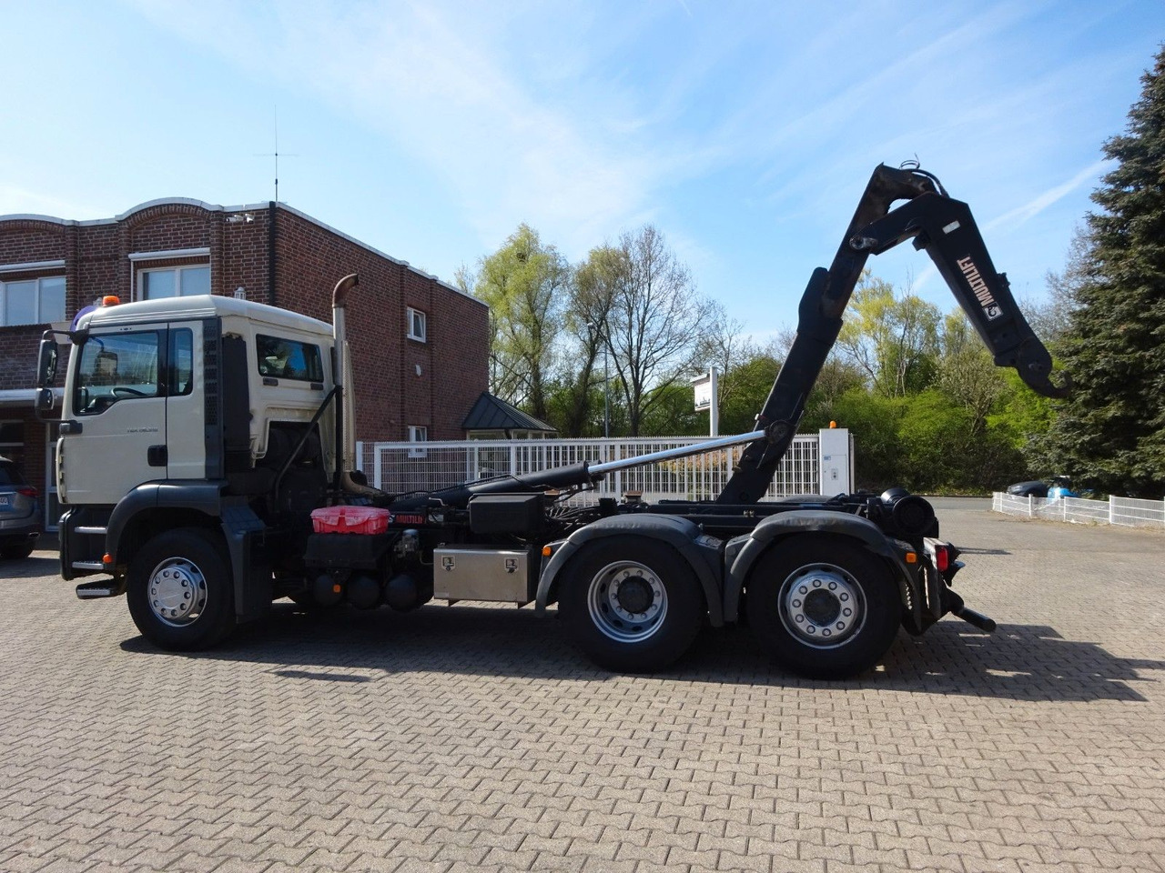 Camión multibasculante MAN 26.310 TGA Knickbarer Haken mit Lift+Lenkachse