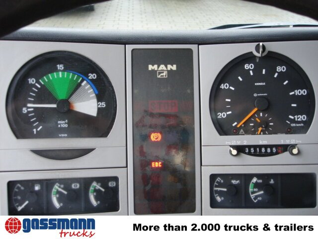 Camión multibasculante MAN 26.403 6x2, Marrell 26.70, AHK