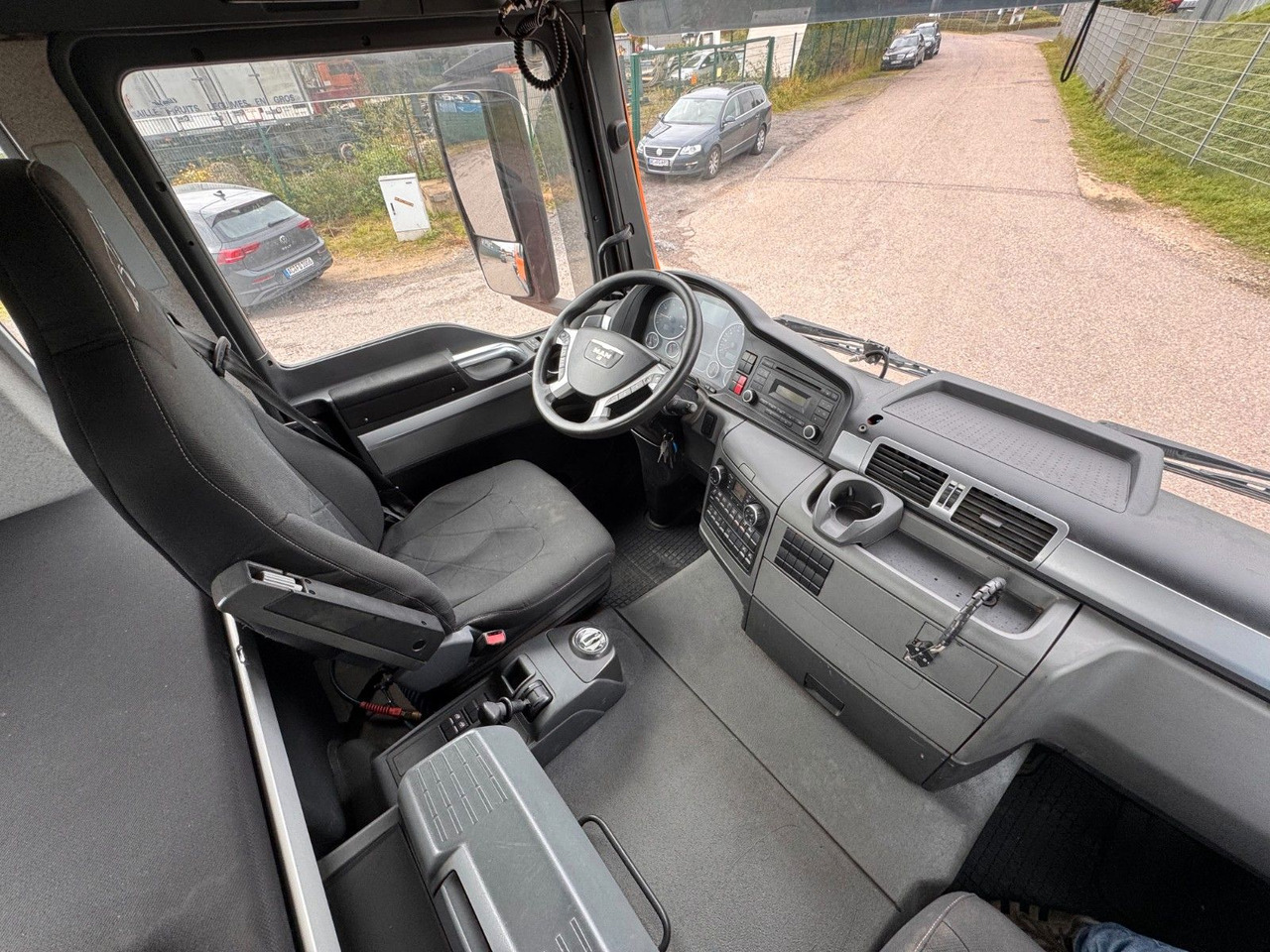 Camión multibasculante MAN 26.40 6X2 Multilift Abroller