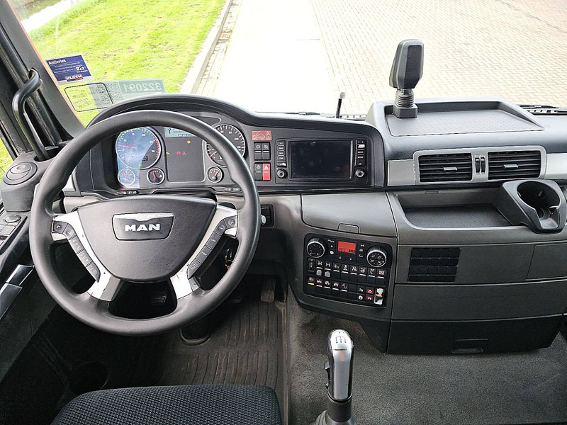 Camión multibasculante MAN 26.440 TGS