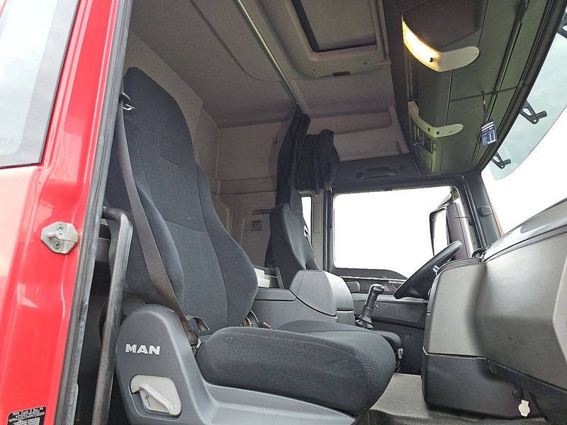 Camión multibasculante MAN 26.440 TGS