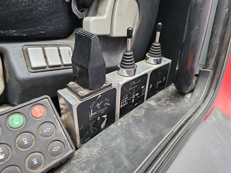 Camión multibasculante MAN 26.440 TGS