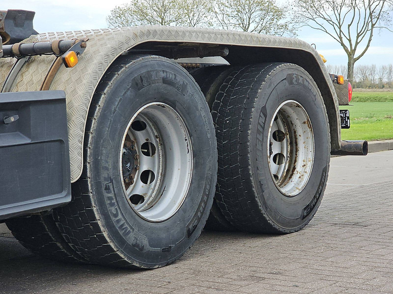 Camión multibasculante MAN 26.440 TGS