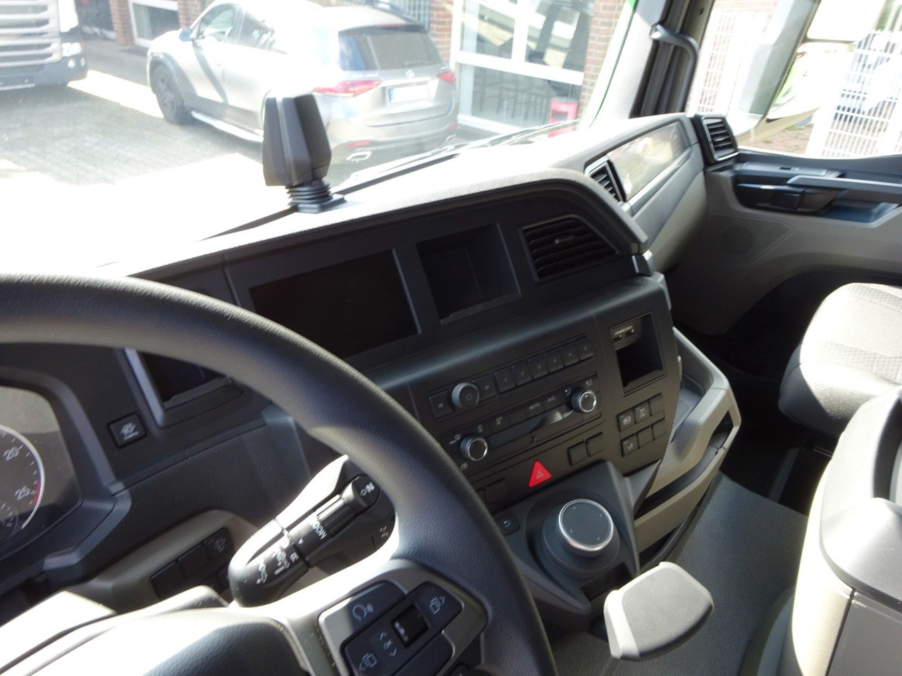 Camión multibasculante MAN 26.520 TGS HYVA Abroller 6x2 NEU