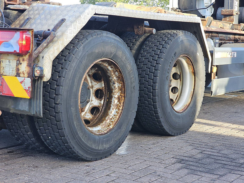 Camión multibasculante MAN 28.440 TGX