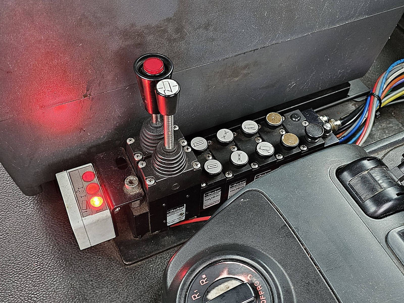 Camión multibasculante MAN 35.440 TGS