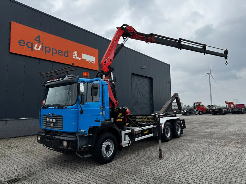 Camión multibasculante MAN FE 410A, 6x4, EURO 2, Palfinger PK17000 Crane + VDL HOOK, full spring, manual gearbox, MOT 9/2025