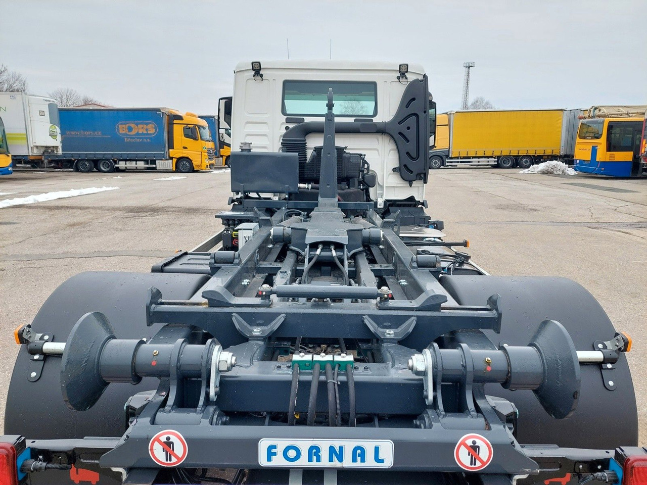 Camión multibasculante MAN TG3 TGL 12.190 BB 4x2