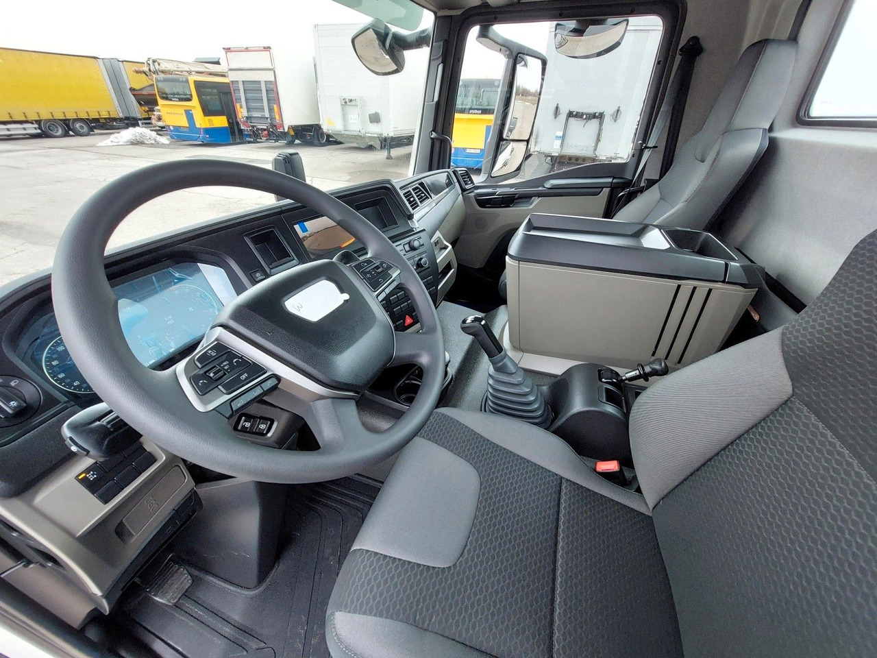 Camión multibasculante MAN TG3 TGL 12.190 BB 4x2