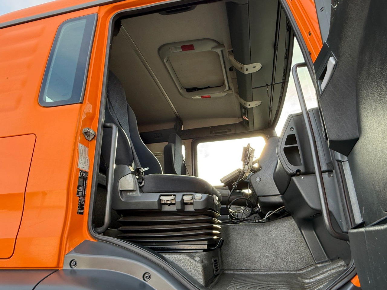 Camión multibasculante MAN TGA 18.360 4x4 Winterdienst Meiller Abroller